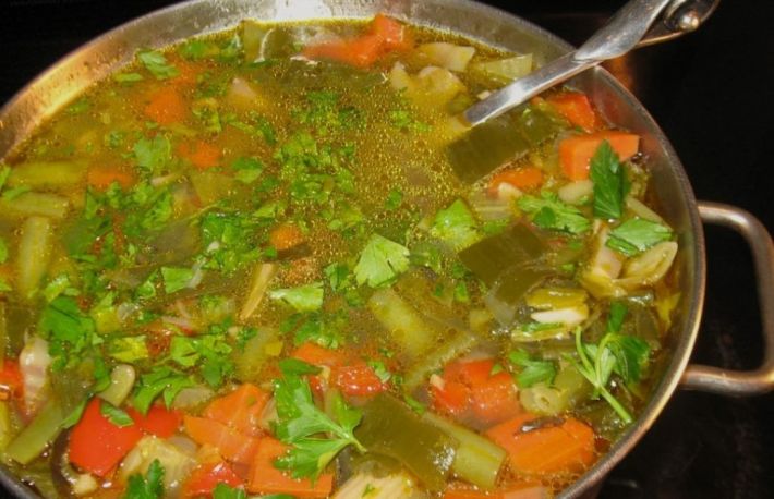 Supa de zarzavat cu ulei