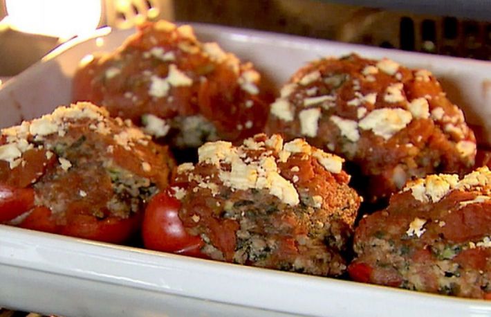 Reteta: Ardei umpluti cu carne