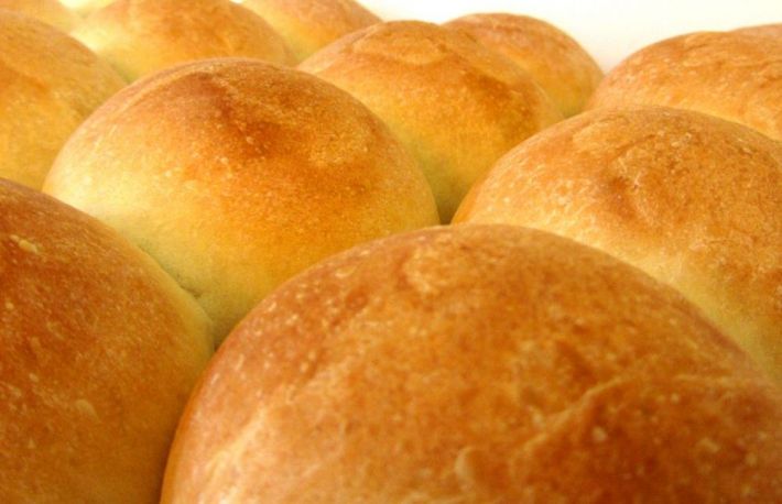 Afla cum se prepara chiflele de casa