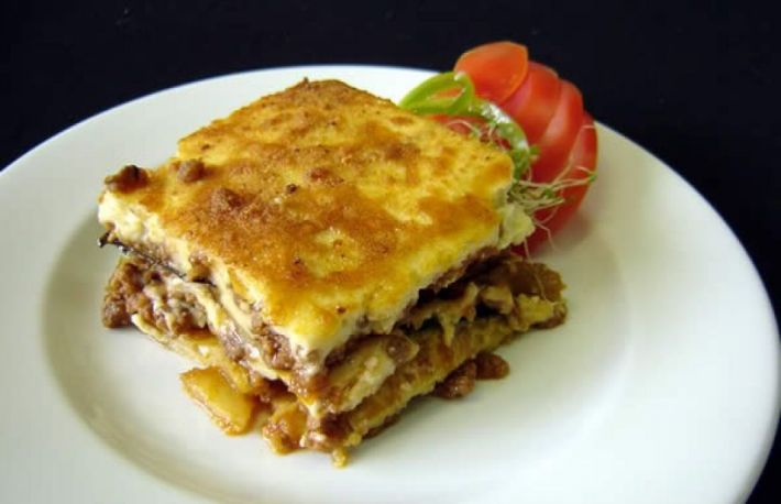 Reteta de musaca de cartofi