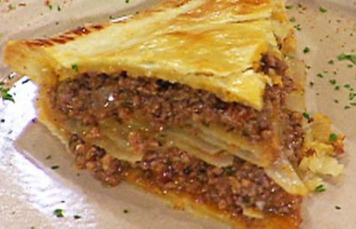 Reteta: Budinca de carne cu cartofi