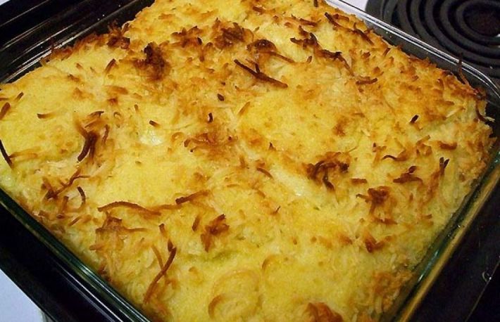 Afla cum se face budinca de mere