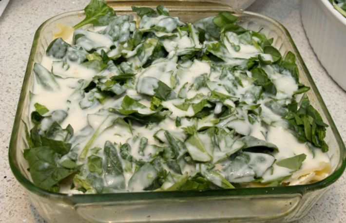 Stevie cu sos alb la cuptor