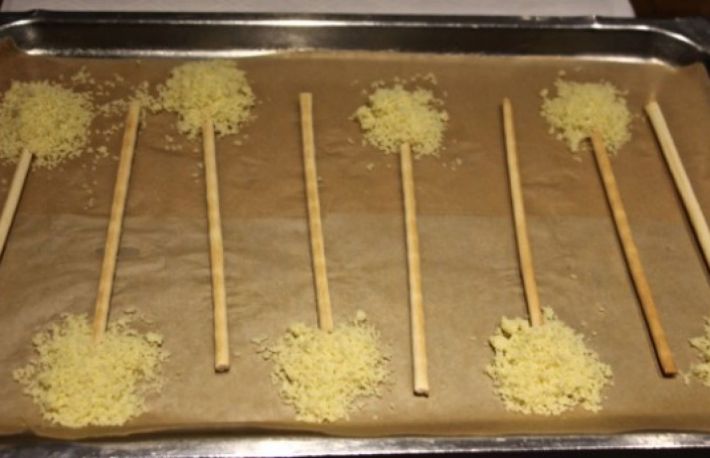 Cum sa prepari grisine cu branza?