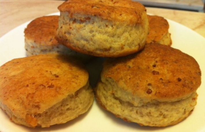 Reteta: Pogaci cu jumari 