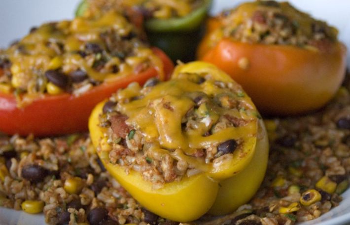  Reteta: Ardei umpluti cu arpacas