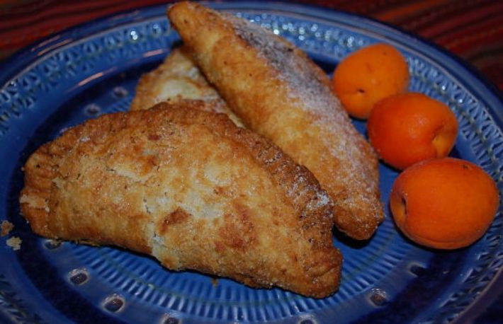 Afla cum se prepara caisele prajite in aluat