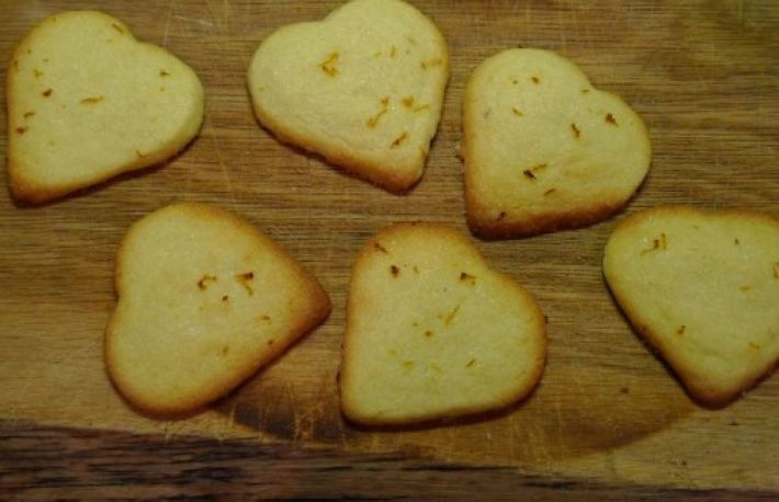  Reteta: Biscuiti cu migdale