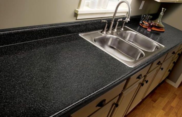 Cum sa montezi blatul de bucatarie?