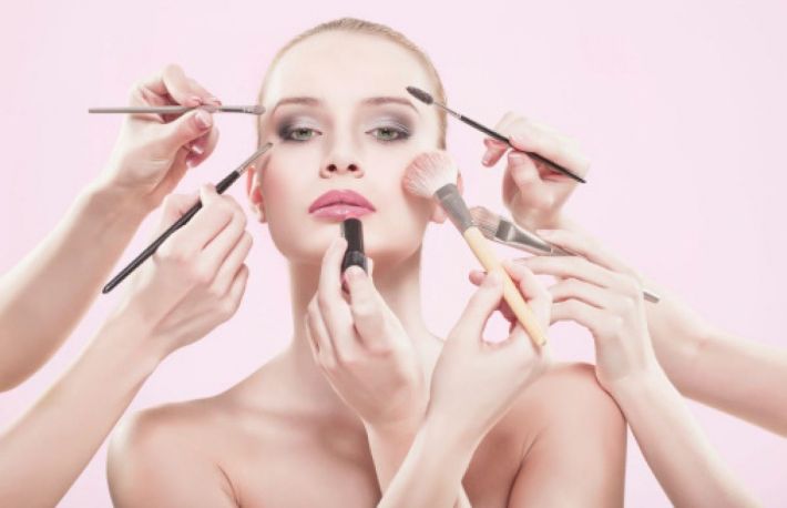  Cum poti alege produse de machiaj pe baza de minerale?