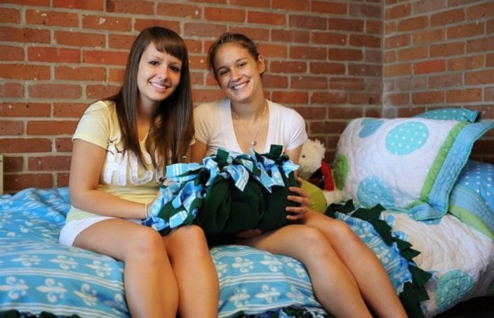 Cum sa fii in relatii bune cu colegul/a de camera?