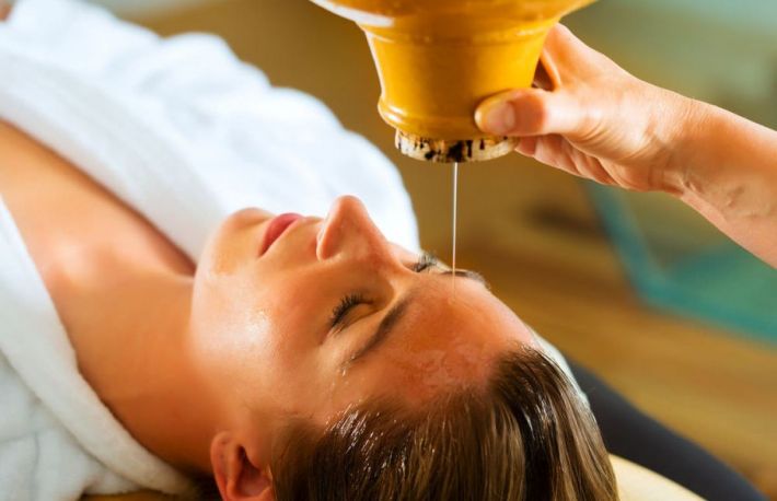 Uleiul esential de palmarosa: Utilizari si beneficii