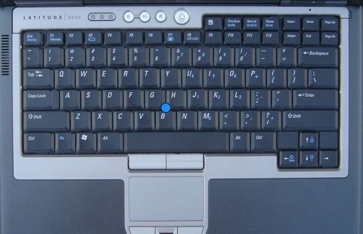 Cum se repara o tastatura de laptop marca Dell 