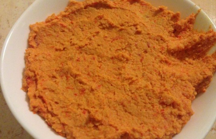 Reteta Humus cu ardei copt