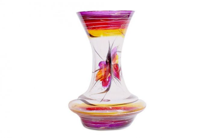 Cum sa-ti eliberezi mana blocata intr-o vaza