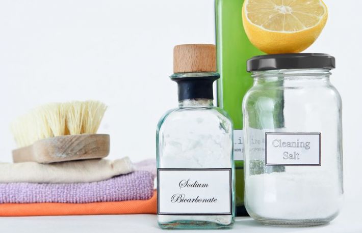 5 produse naturale de curatare 