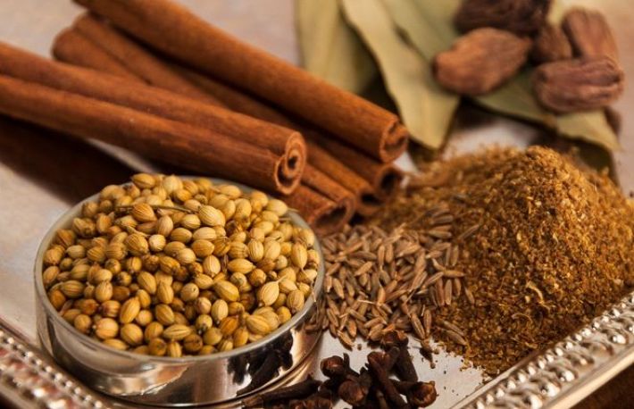 Condimente. Cum sa faci GARAM MASALA