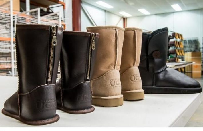 Cum sa te incalti iarna asta. Cizmele UGG raman in topul preferintelor