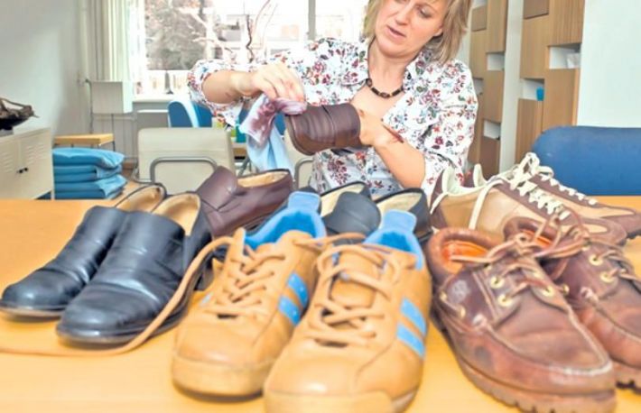 Iti intra apa in pantofi? Iata cum sa scapi de aceasta neplacere