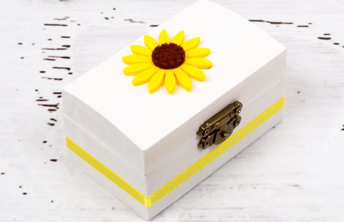 Obiceiuri si traditii: Accesorii necesare pentru taierea motului/ruperea turtei