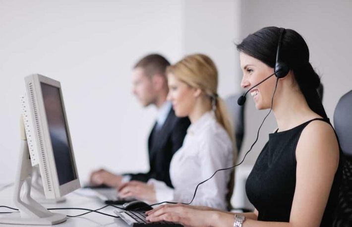 Cum sa intri mai repede in contact cu un operator call-center. Tine cont de aceste trucuri