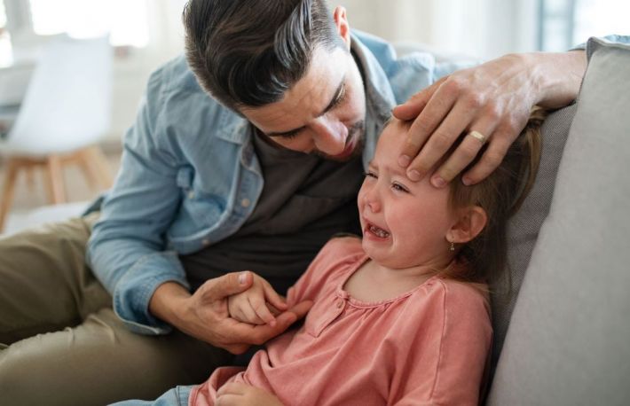 Cum sa gestionezi crizele de nervi ale celor mici