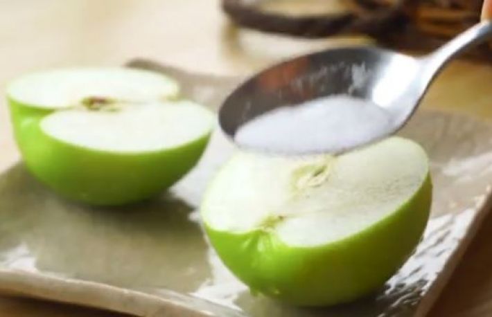 Cum sa previi oxidarea marului dupa taiere