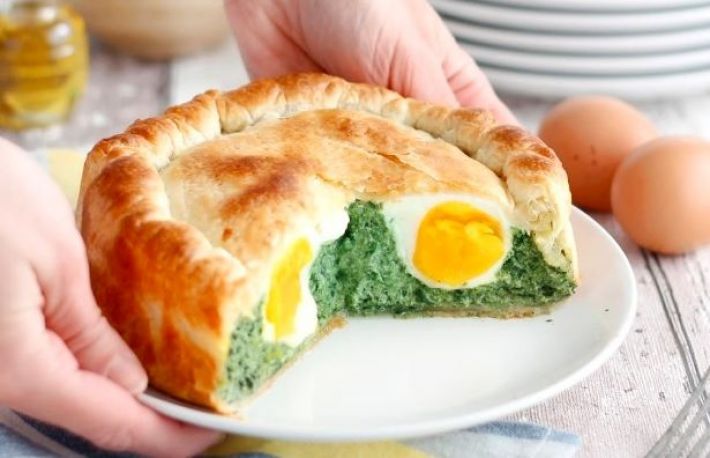 Retete internationale de Paste: Torta Pasqualina - tarta cu spanac si ricotta