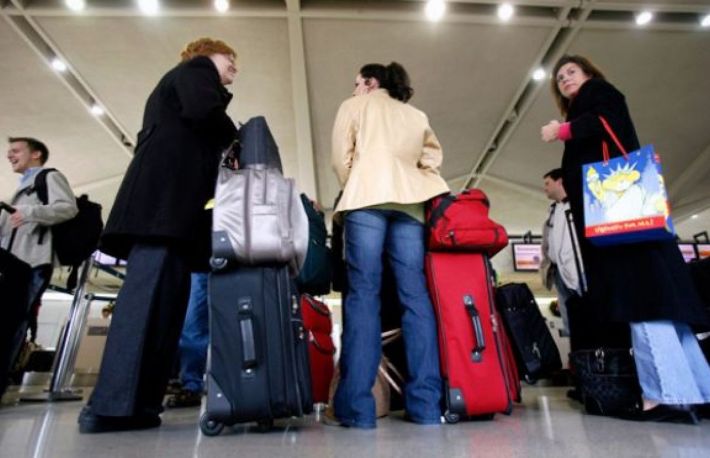 Cum puteti evita pierderea bagajelor cand calatoriti cu avionul?