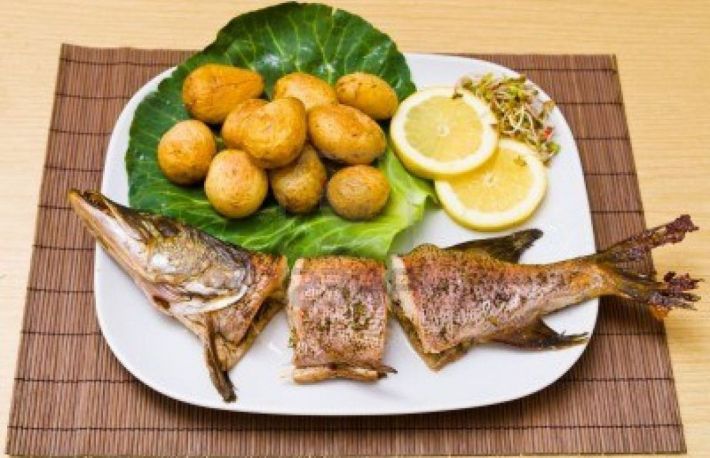 Stiuca umpluta si indulcita cu zahar