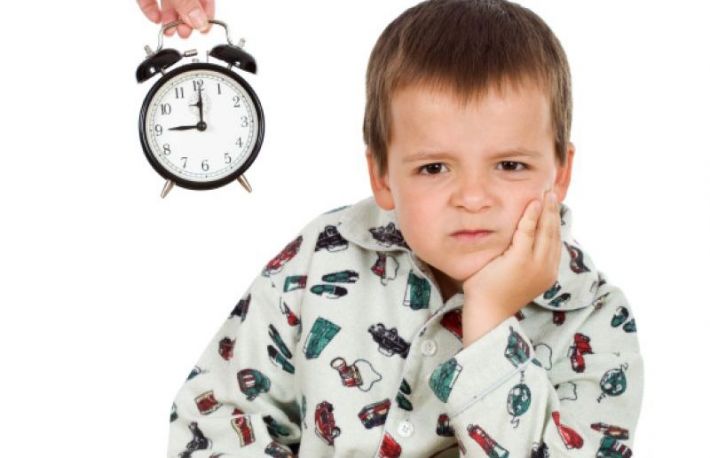Afla cum sa convingi copiii sa mearga la culcare mai devreme?