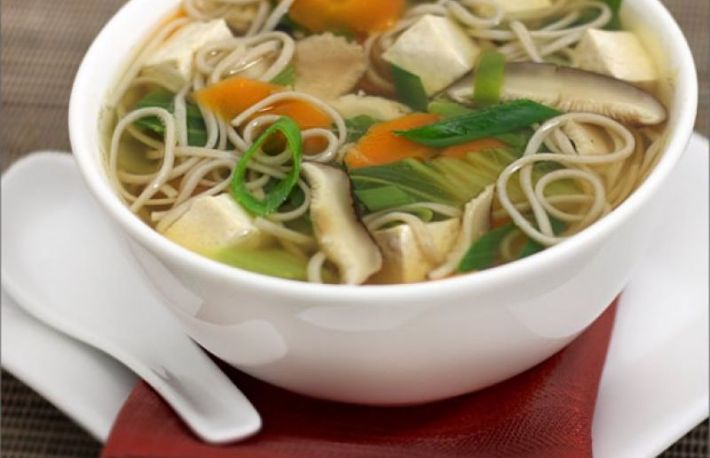 Supa cu taitei de casa