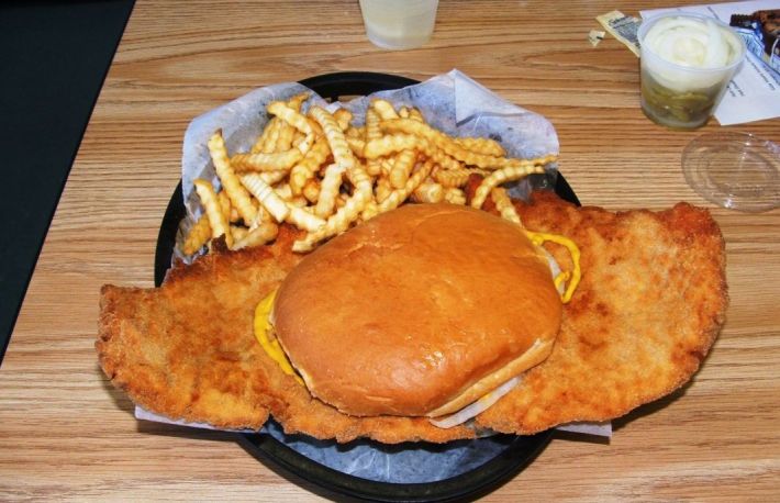 Felii de parizer pane