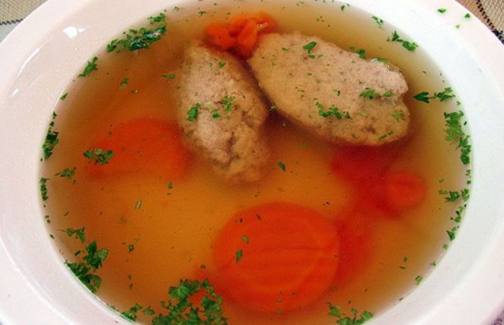 Supa cu galuste din ficat