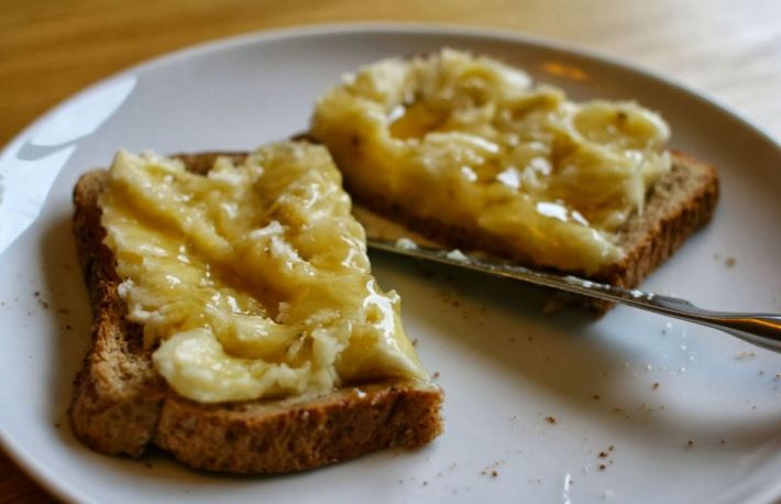 Dieta cu banane, orez, mere si paine prajita