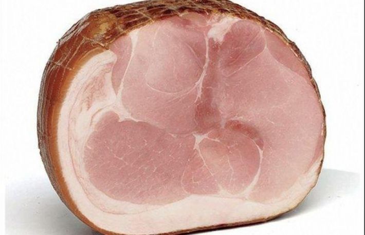 Afla cum se prepara sunca de casa afumata