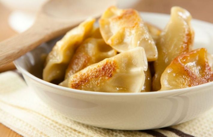 Afla cum se fac coltunasii cu carne prajiti