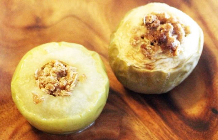 Mere cu dulceata imbracate in albus