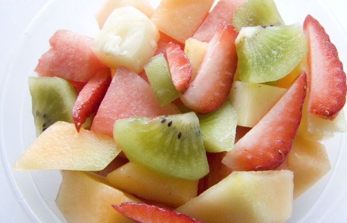 Salata de fructe pentru sezonul rece