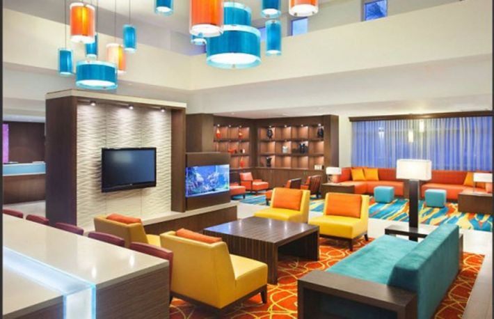 Afla cum iti poti decora livingul 