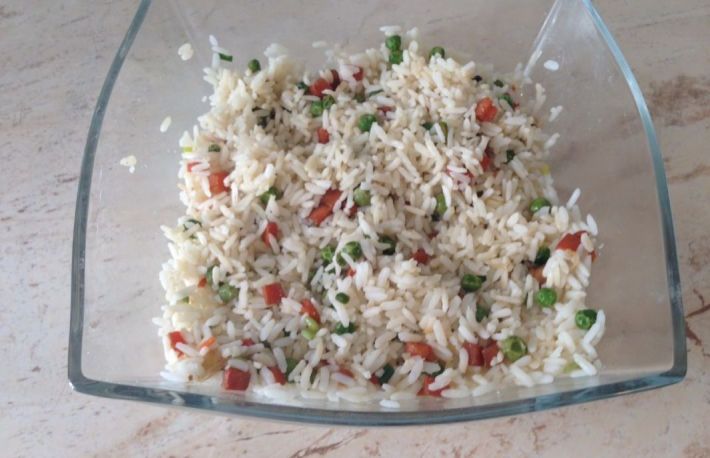 Orez cu legume in stil chinezesc