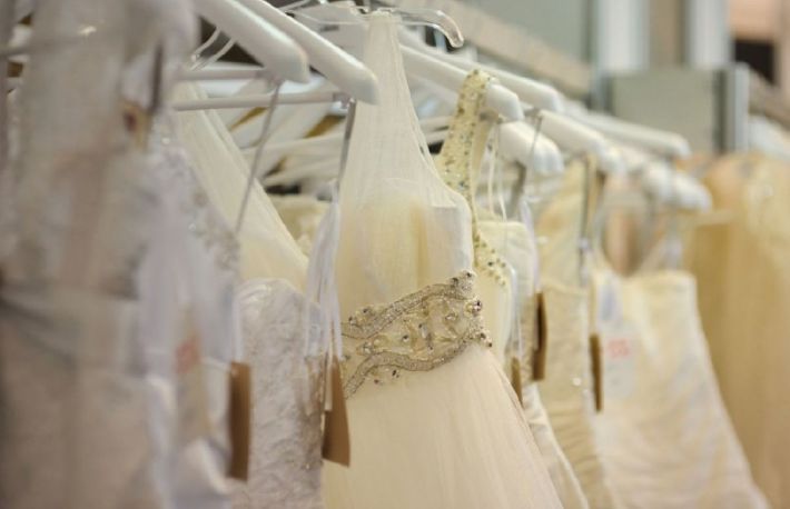  Cum se curata o rochie de mireasa?