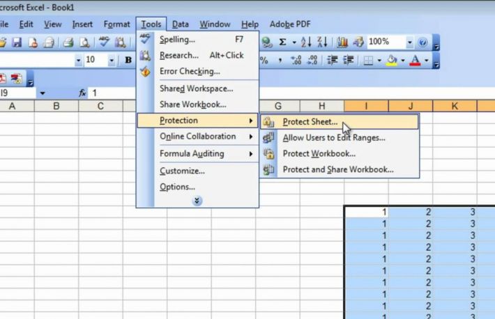 Cum se blocheaza celulele in Excel
