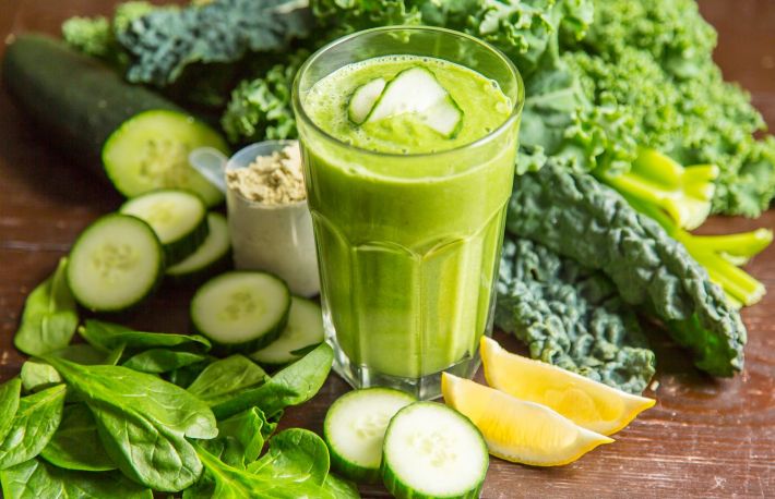 Cum sa prepari un Smoothie verde pentru detoxifiere 