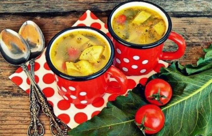 Cum sa faci bors de dovlecei cu stevie