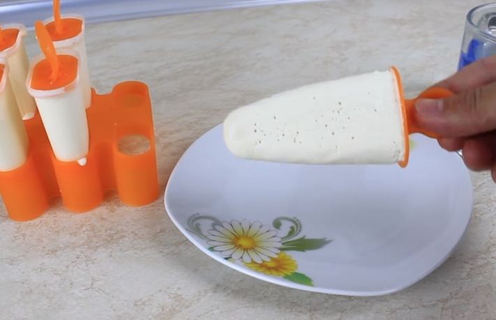 Cum sa faci inghetata de casa. Ai nevoie de doar 3 ingrediente