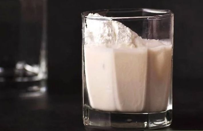 Cum sa faci cocktail Rusul Alb