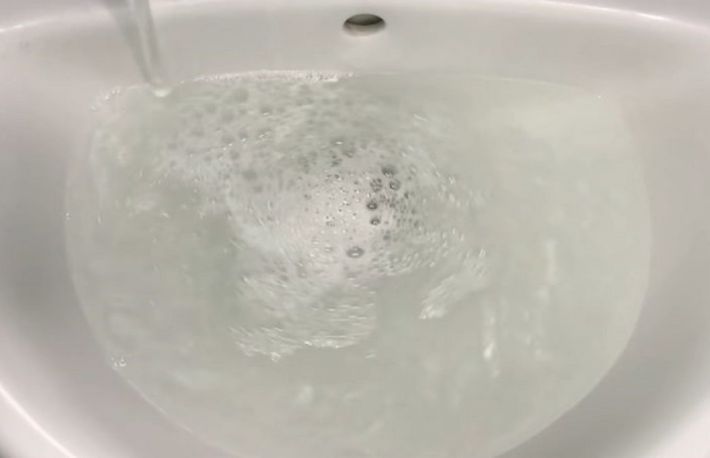 Cum sa desfunzi scurgerea de la chiuveta. Metoda mai simpla nu exista