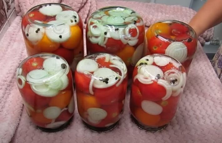 Cum sa conservi rosiile. Reteta cu ceapa