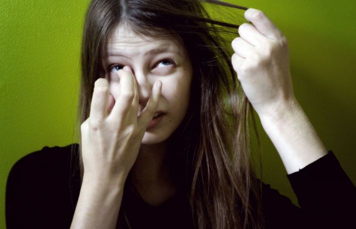 Ce este tricotilomania si cum s-o tratezi